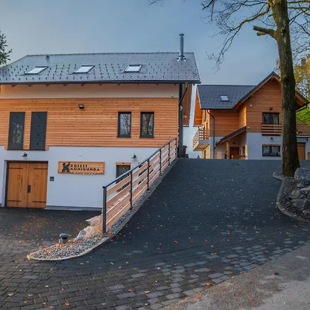 Stuk House - Happy Apartment *